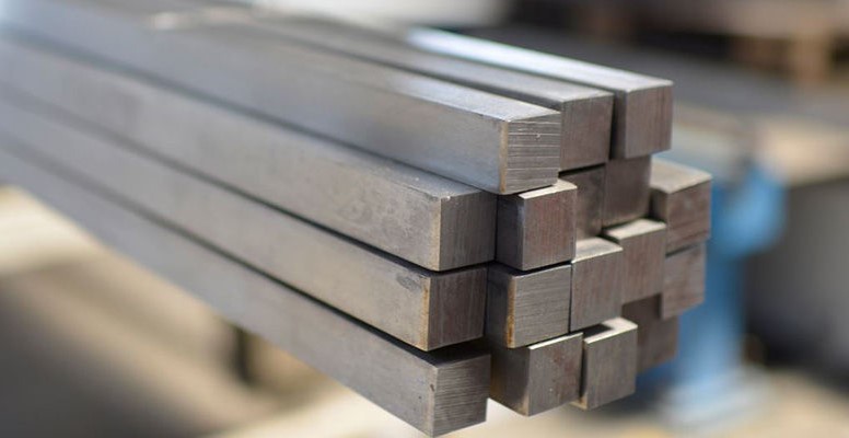 Квадрат калиброванный 30х30 мм Ст45 купить по выгодным ценам | Хопер Сталь